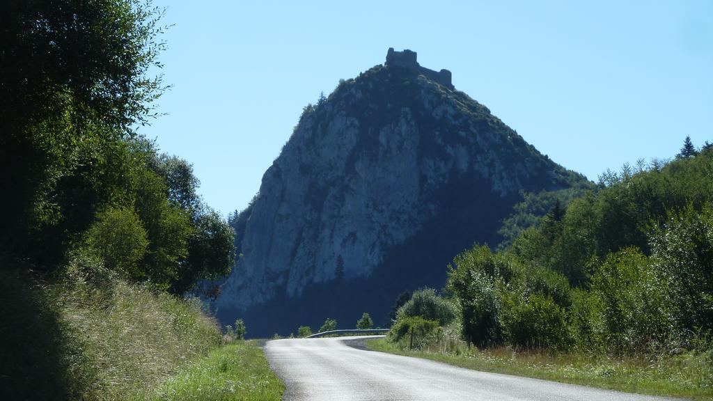 Camping Le Pré Cathare Lavelanet Exterior foto